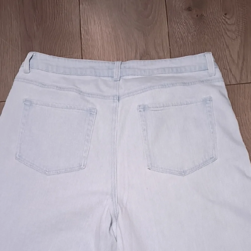 Stylish‎ Light Blue Wide Leg Jeans with Rhinestones